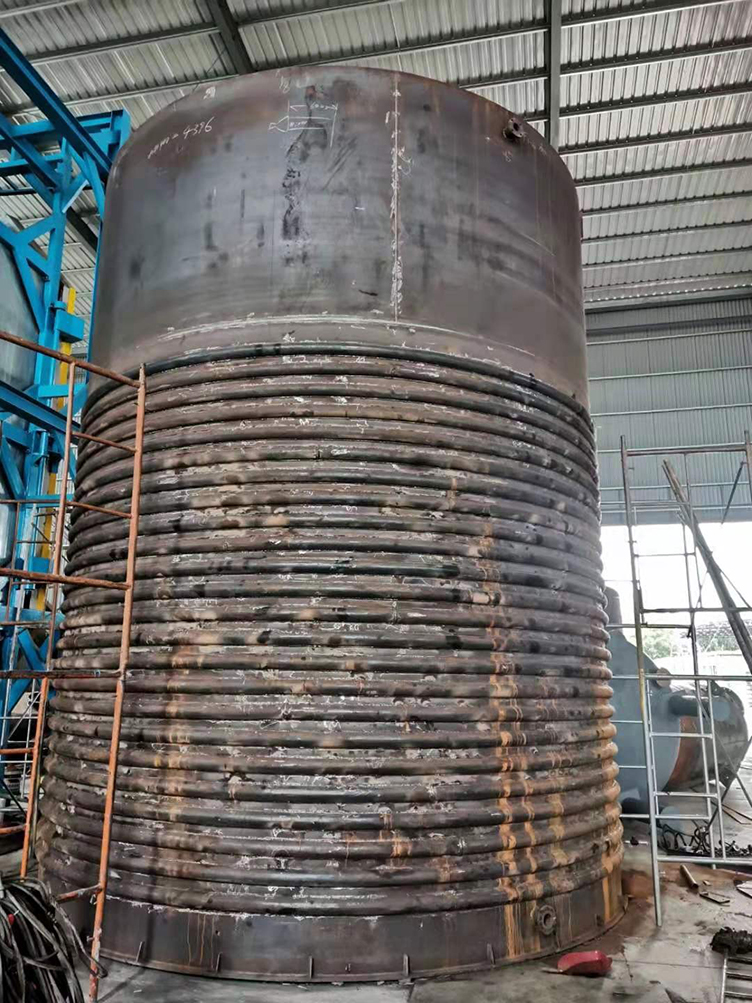 120m³立式（shì）鋼襯（chèn）塑（帶外盤（pán）管）.jpg